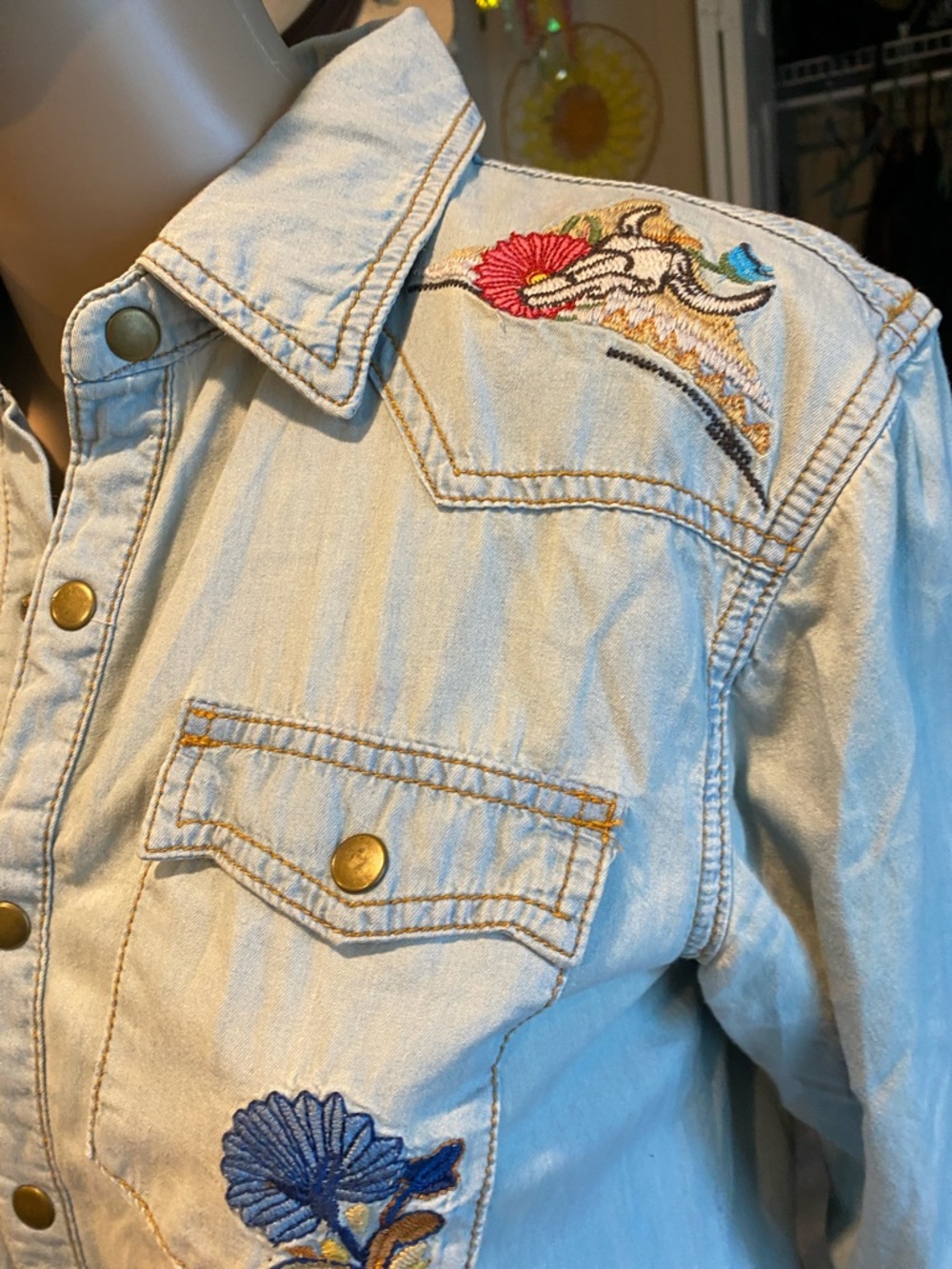 Spell Cactus Rose Light Wash Denim Button-Down Shirt with Floral Embroidery - Picture 4 of 10